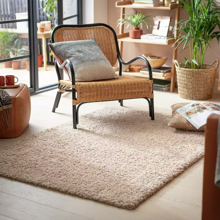Habitat Cosy Natural Shaggy Rug - 80x150cm