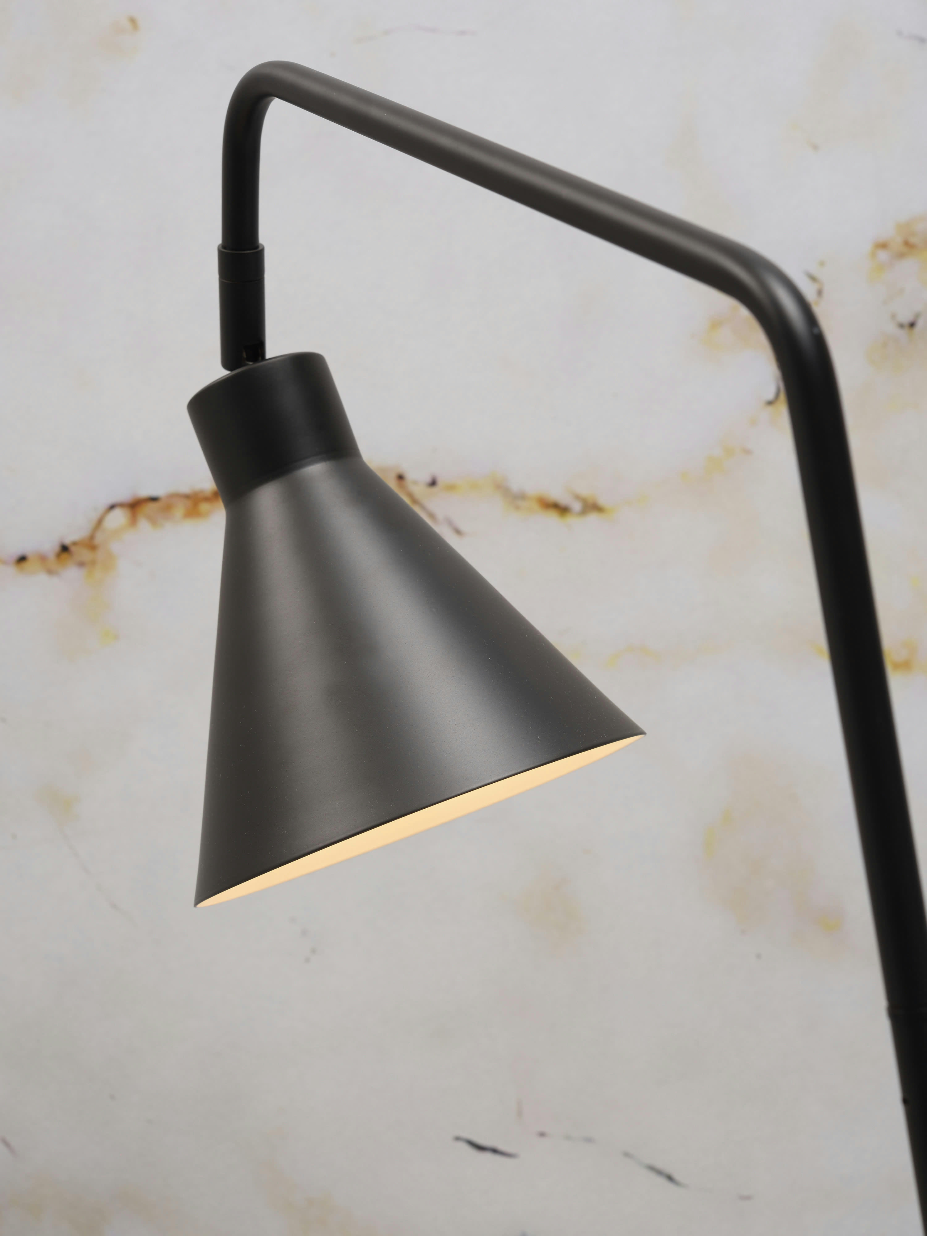LYON - Lampe de table en métal noir H55cm