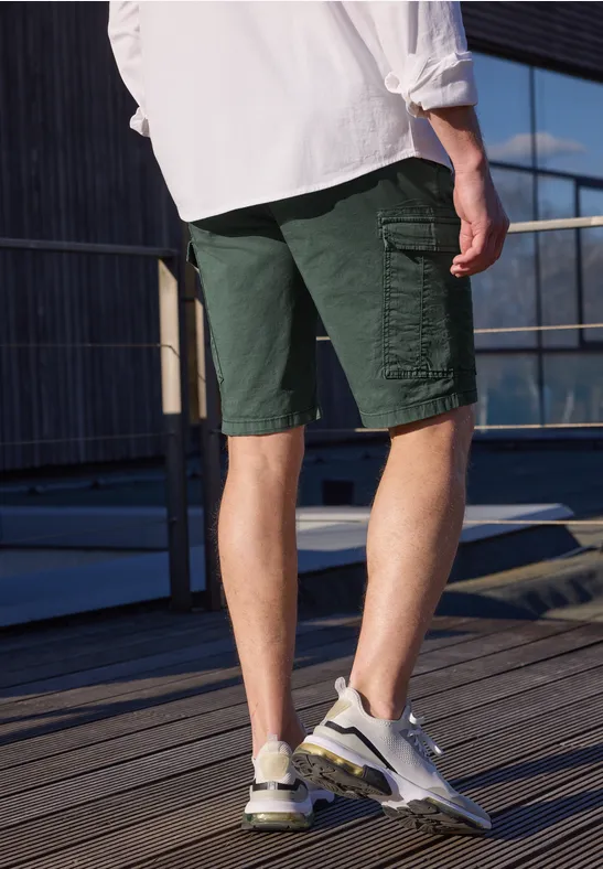 Bermuda im Regular Fit im Cargo-Look