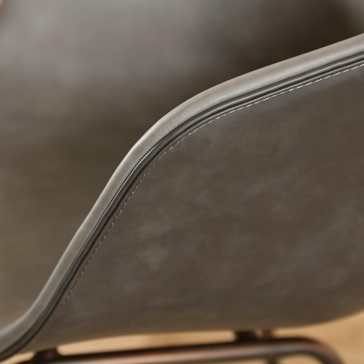 SHELBY - Chaise design simili gris