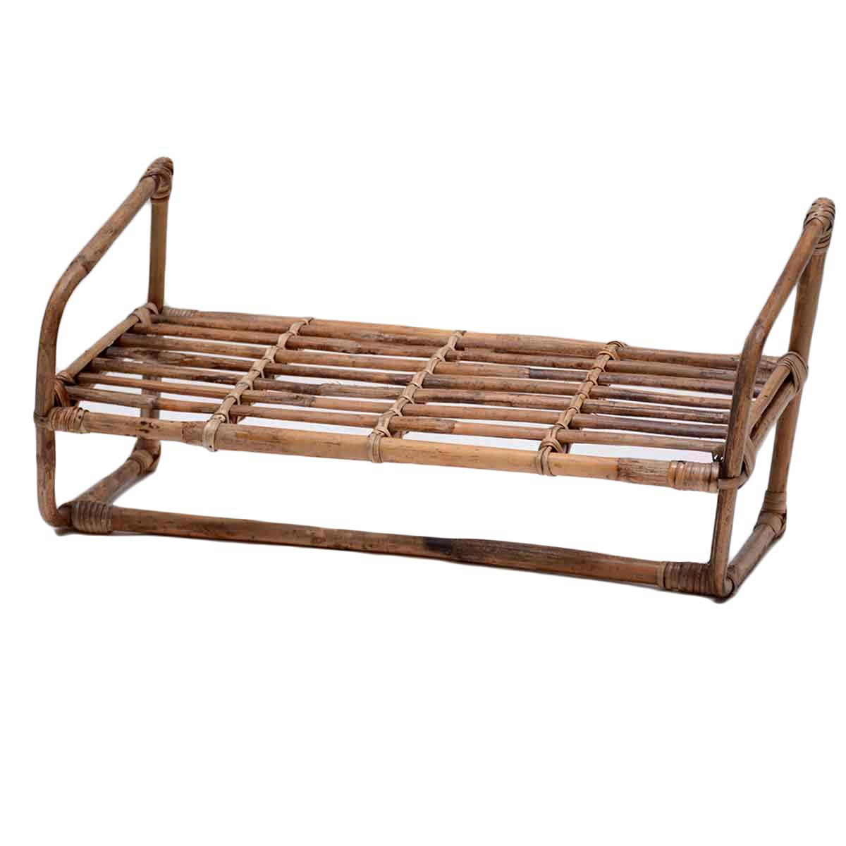 - Etagère murale vintage en rotin