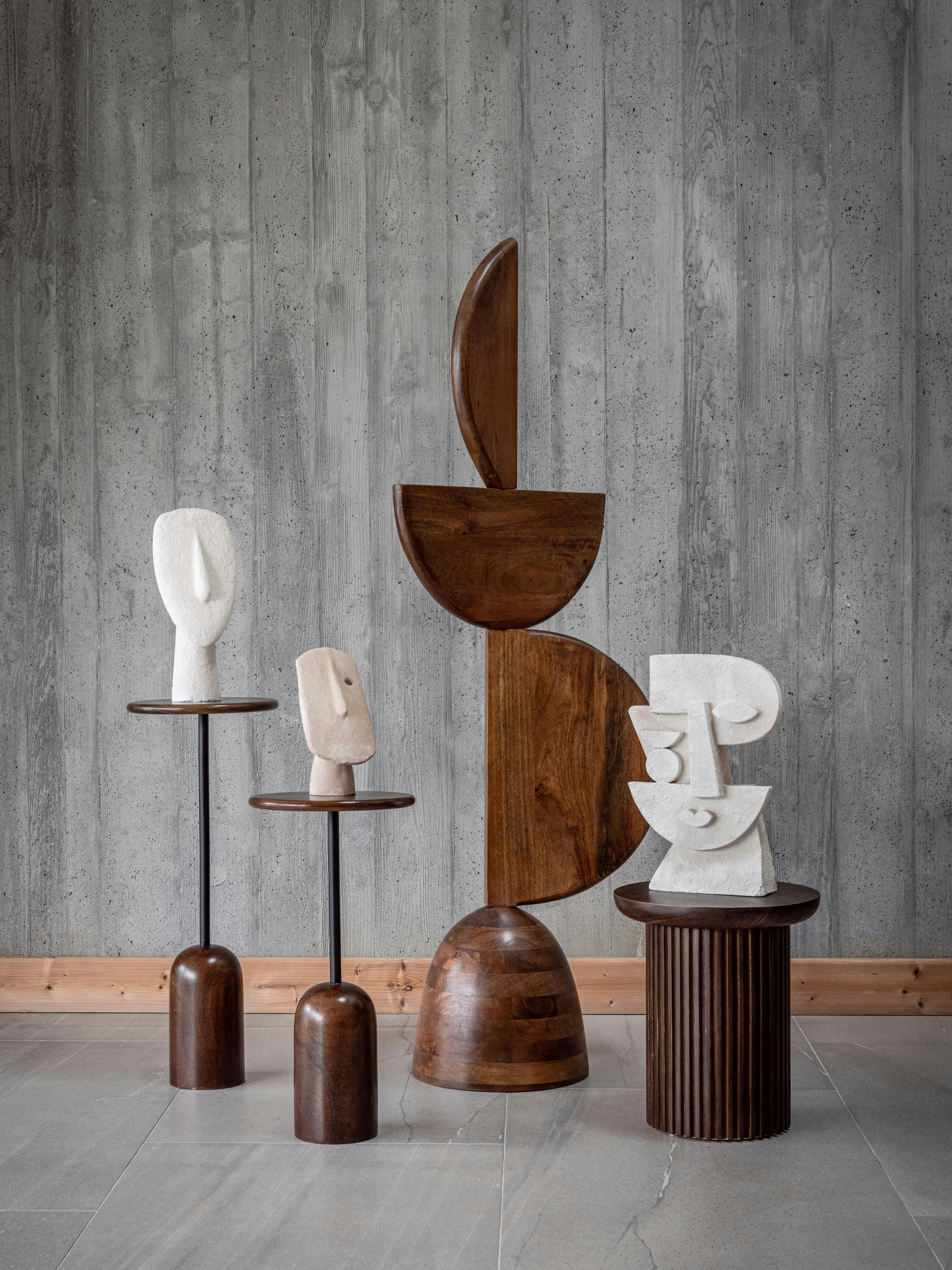 SANREMO - Statuette visage stylisé en ciment blanc H35