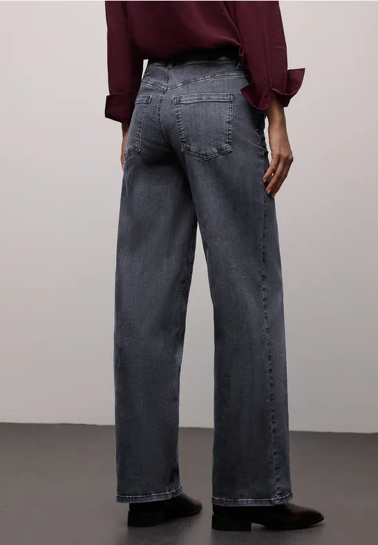 Wide Leg Jeans