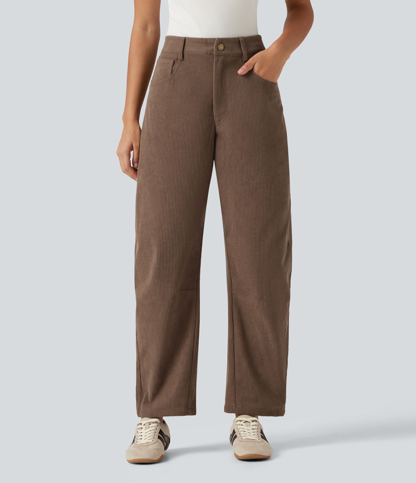 Pantalon en velours côtelé taille haute coupe barrel avec poches