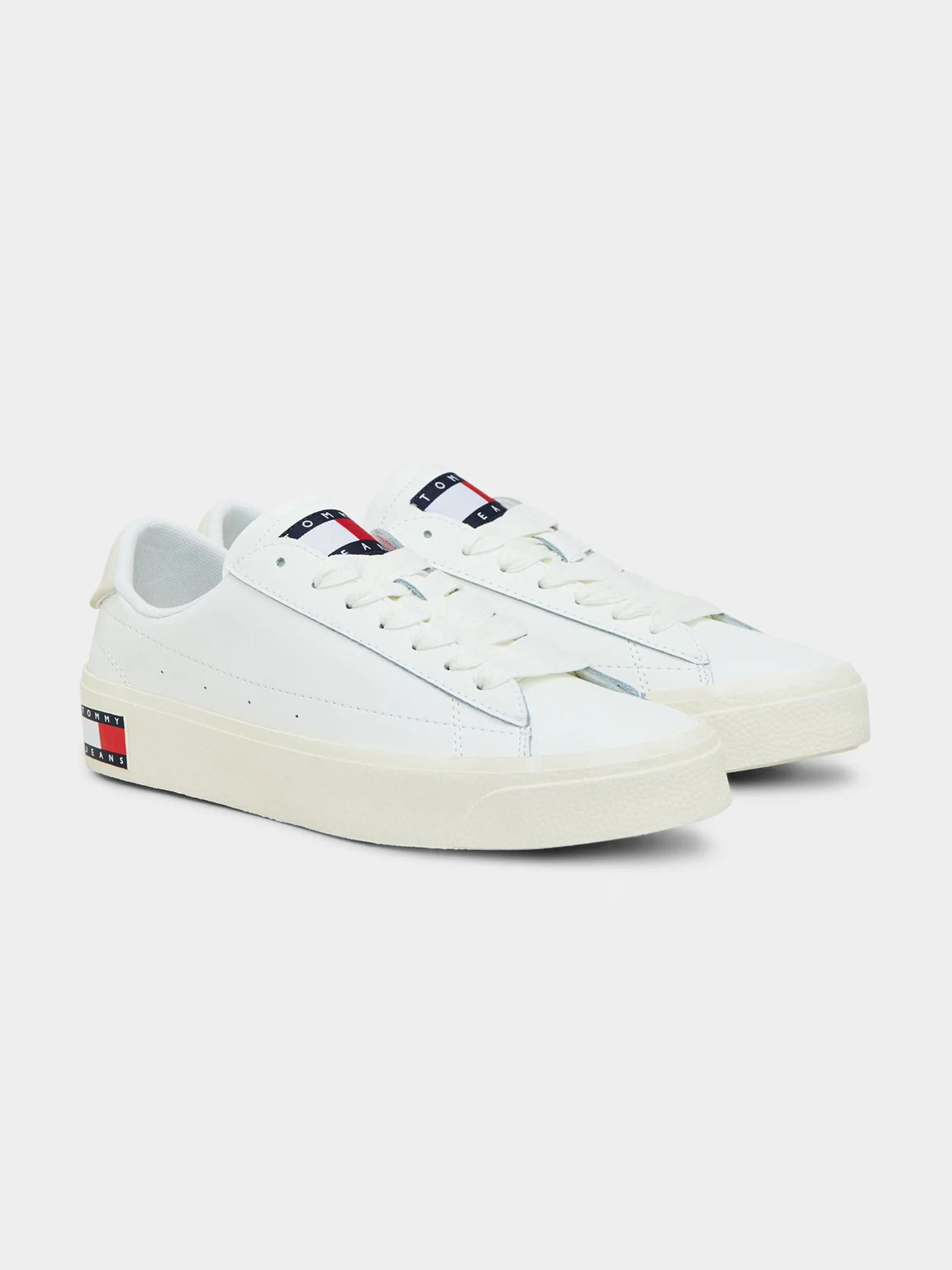 Womens Leather Vulcanized Flat Form Sneakers