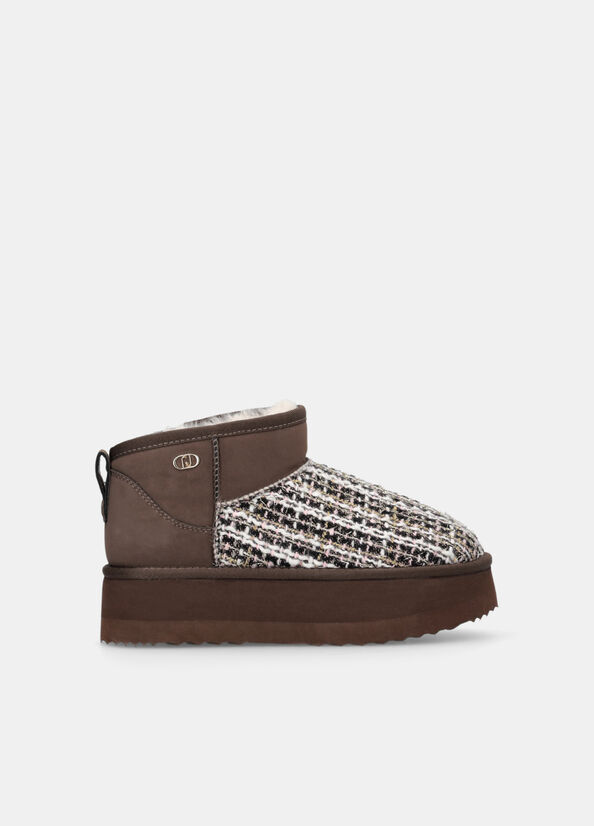 Stivaletti warm con dettaglio boucl&eacute;