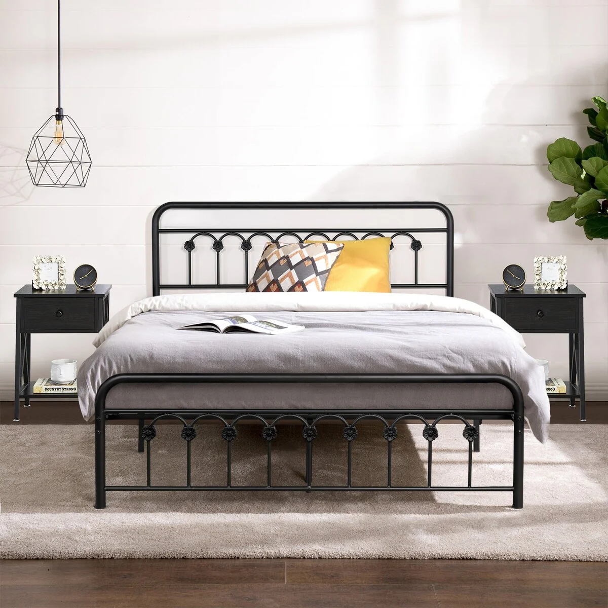 Modern 3-pieces Bedroom Set with Black Bed Frame and Nightstands Set