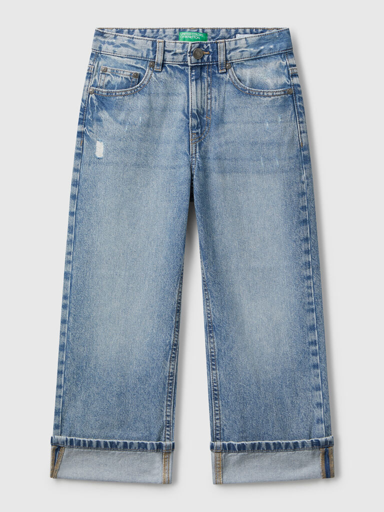 Straight jeans with cuffs