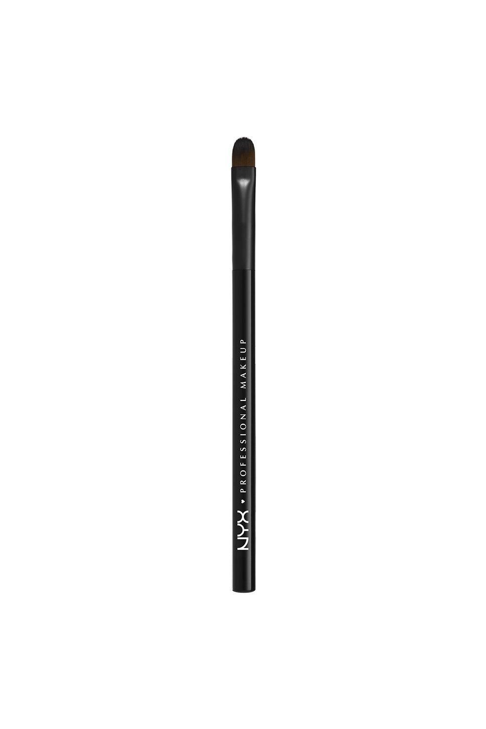 NYX Professional Makeup Pro Flat Detail Brush