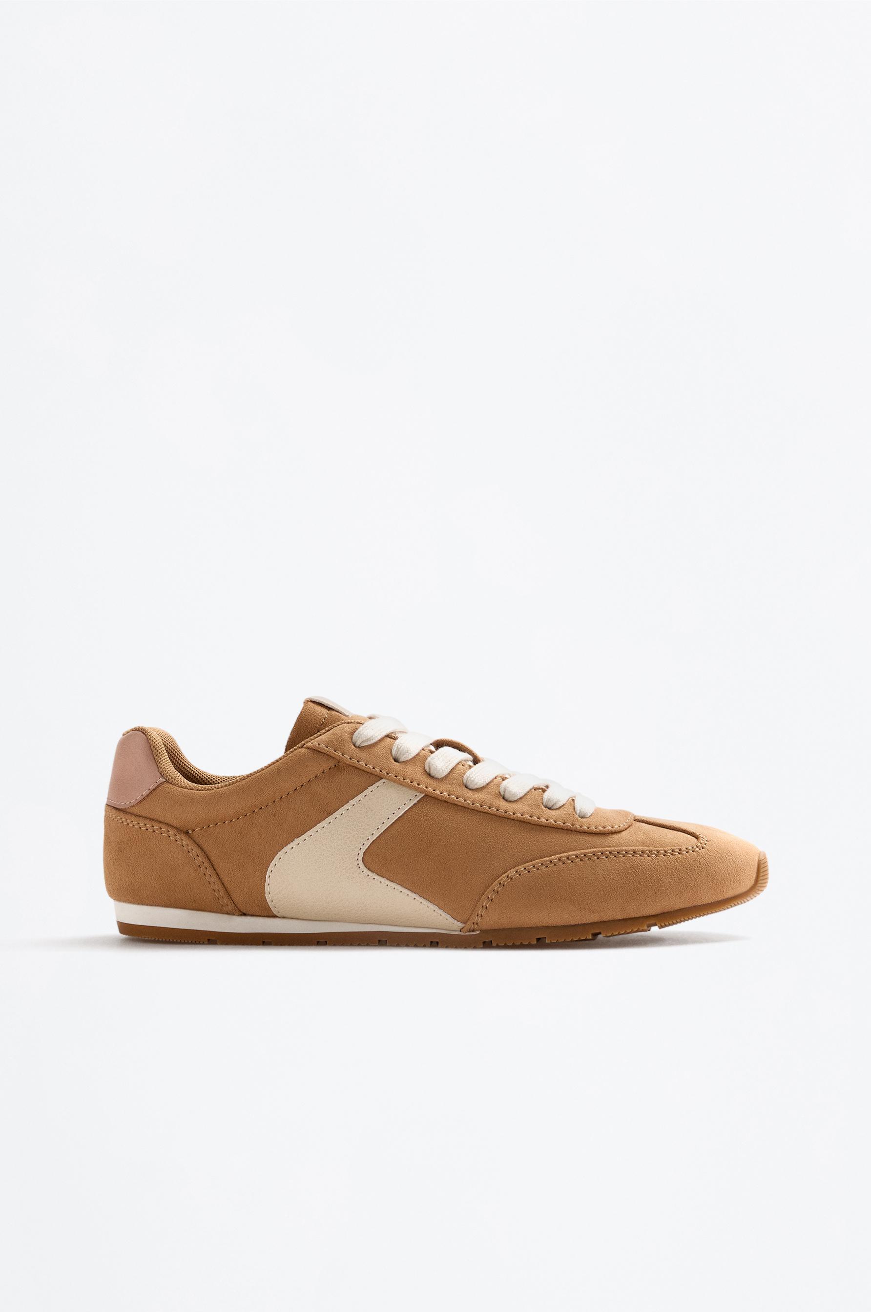 Zapatilla deportiva