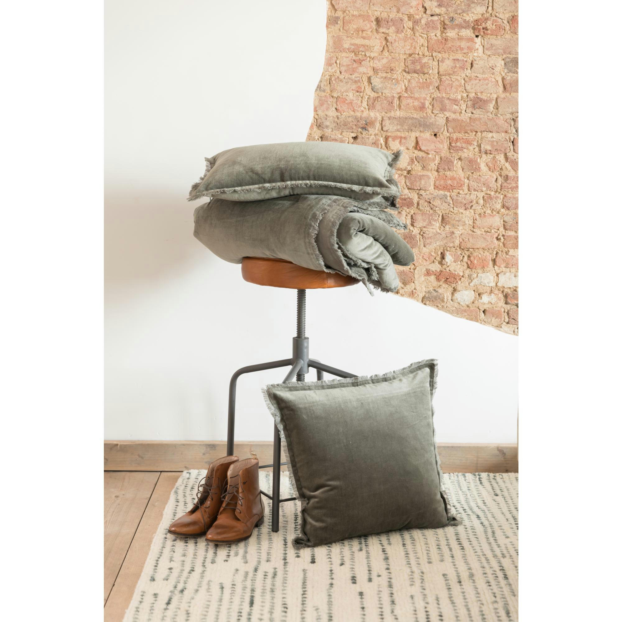 FARA - Coussin uni  en coton thym 30 x 50