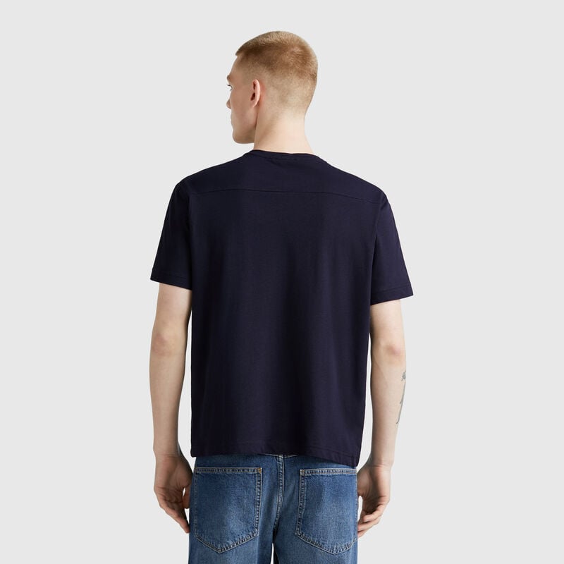 Linen blend t-shirt with pocket