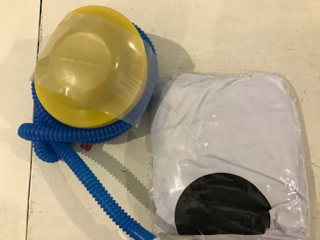 Inflatable Giant Die and Pump