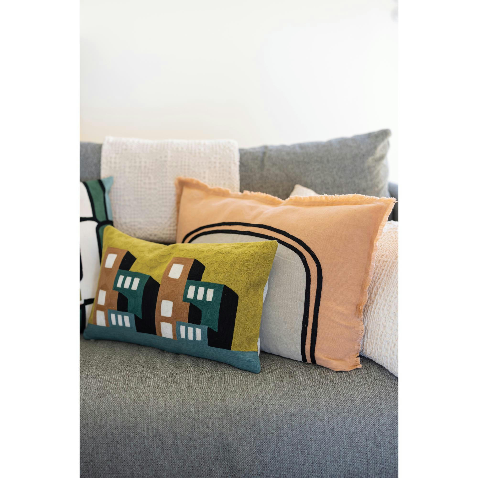 SURI - Coussin brodé  en coton multico 30 x 50