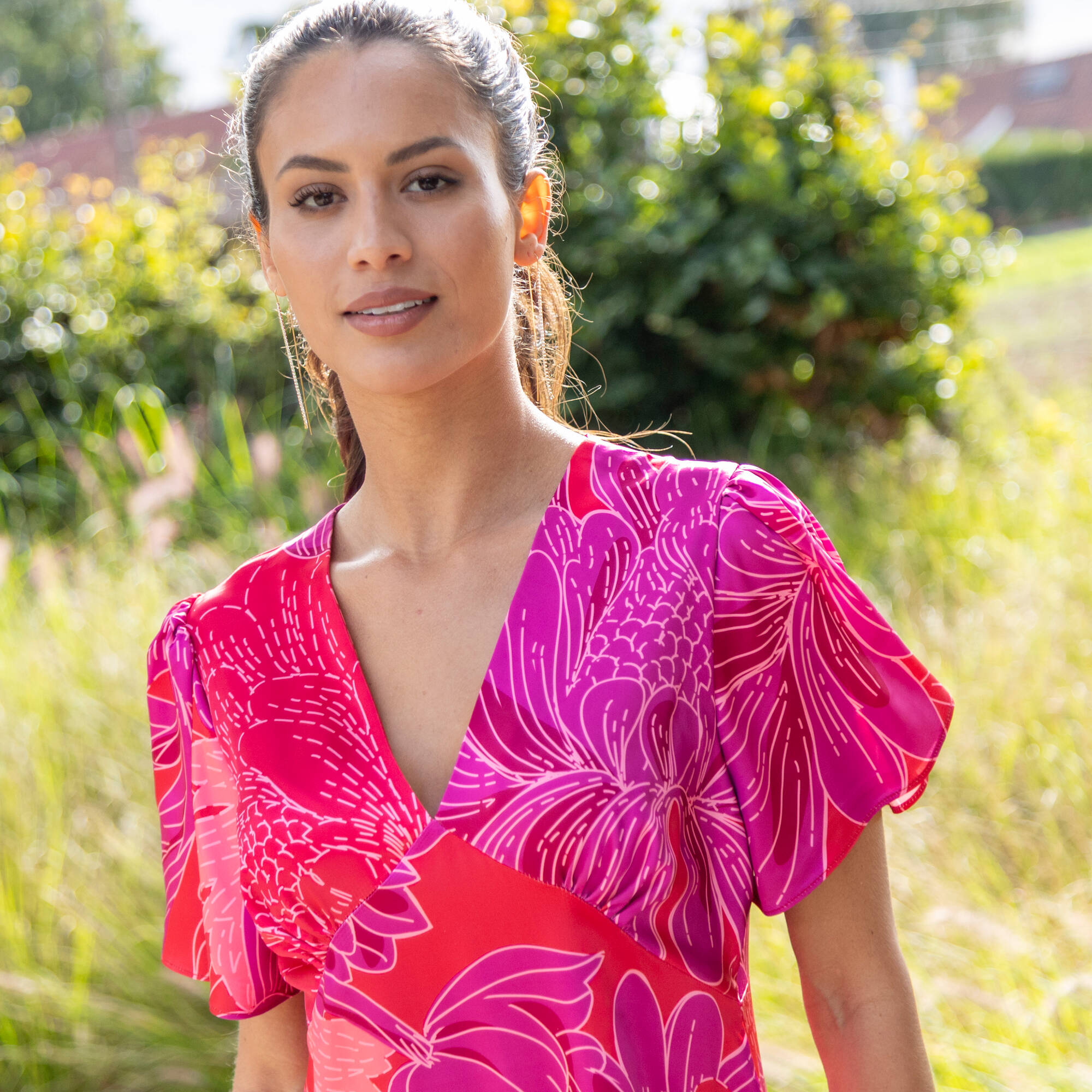 Robe longue satinée, imprimé floral