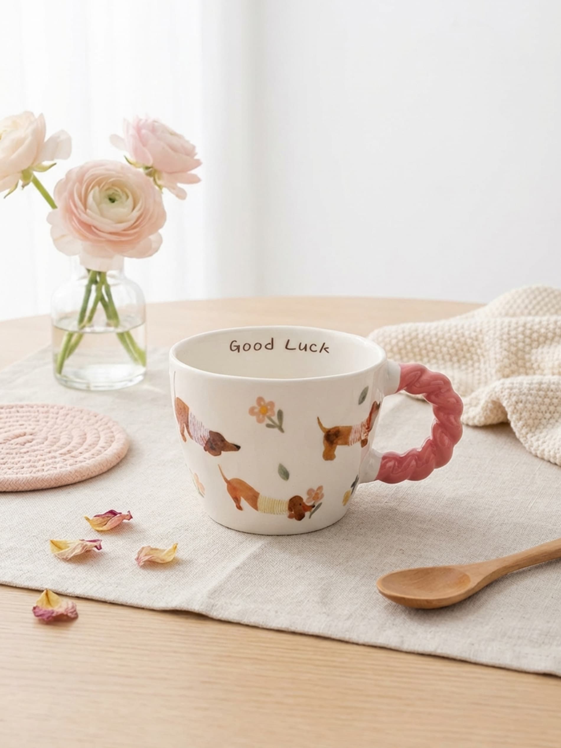 Ceramiczny kubek z motywem psów