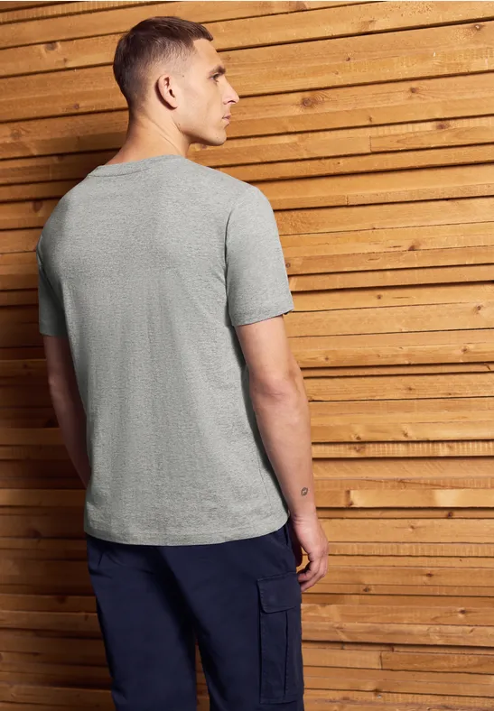 T-Shirt mit Chestprint