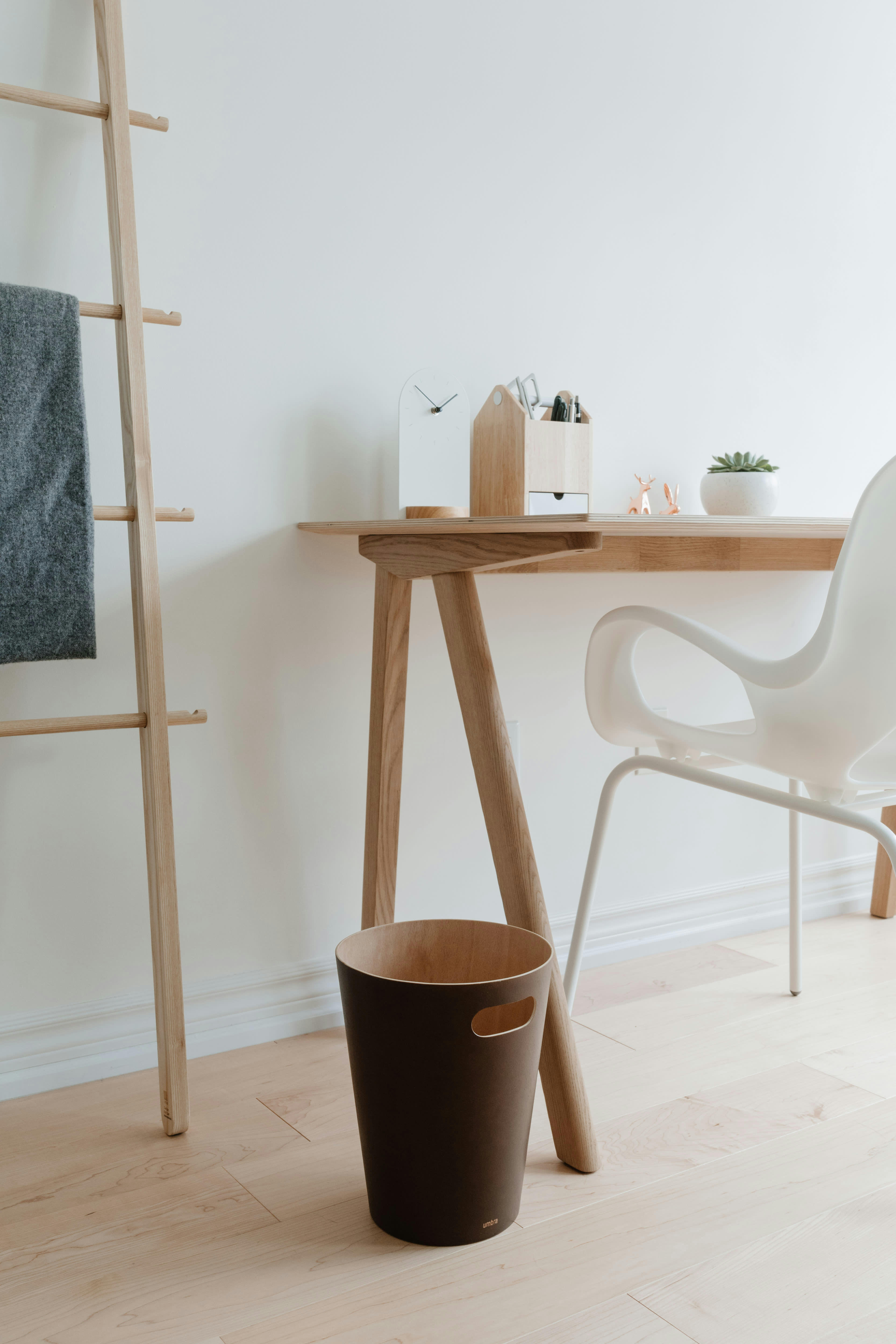 WOODROW - Corbeille woodrow bois espresso