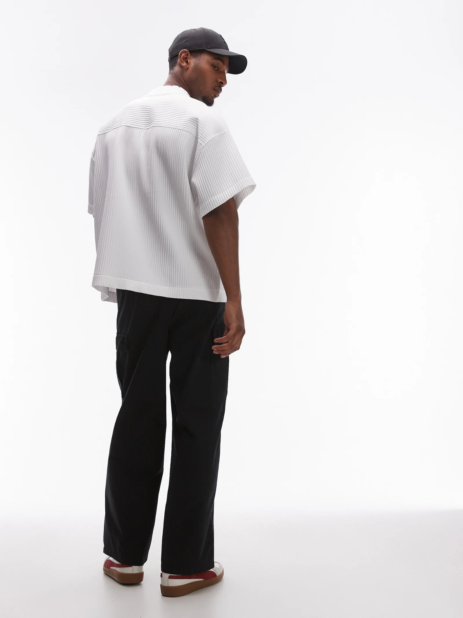 Wide Leg Cargo Pants