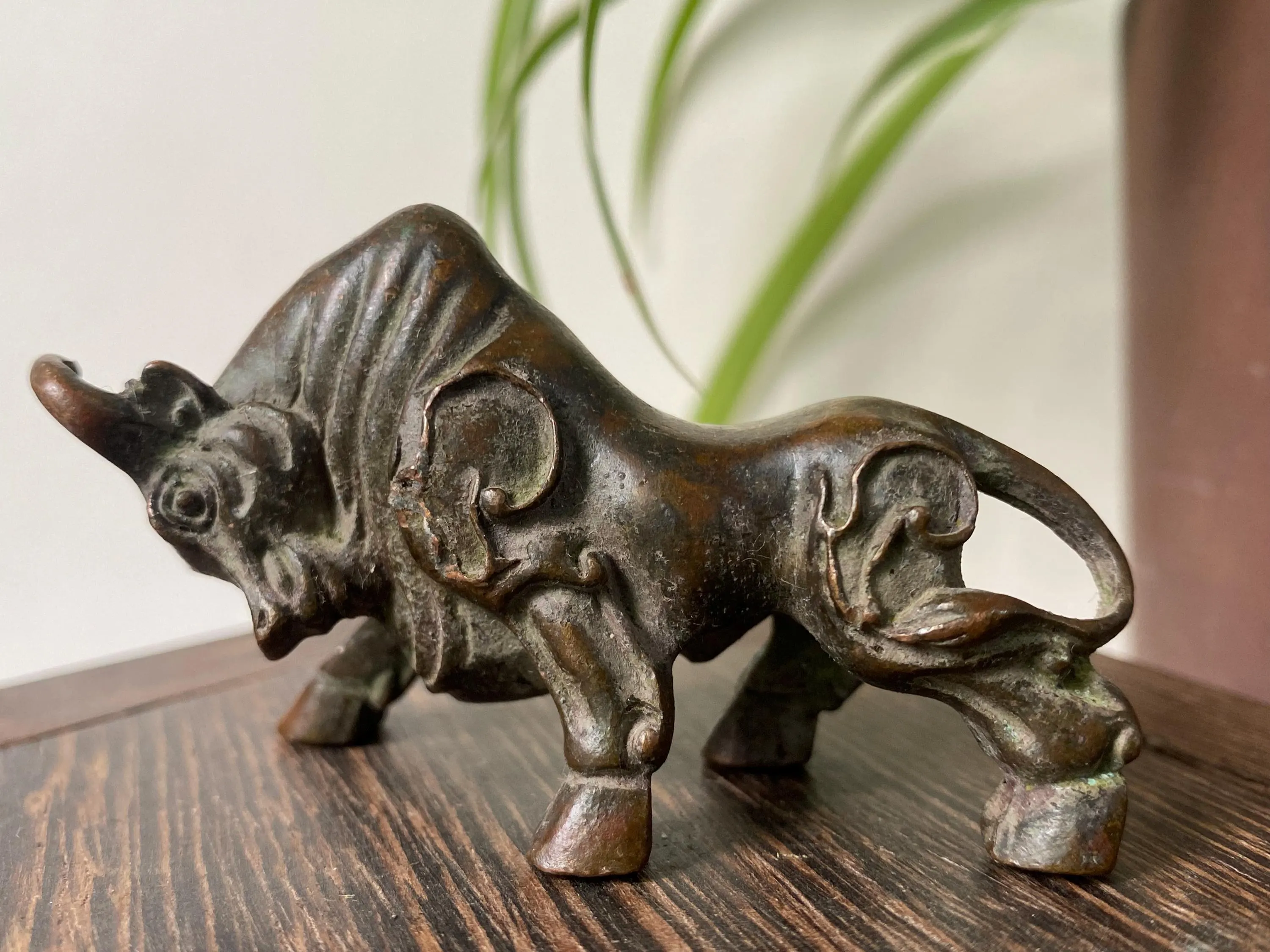 Vintage Bronze Bull Statue, Bull Figurine, Feng Shui Wealth Ox Decor, Antique Brass Charging Bull Paperweight, Tea Pet Gift
