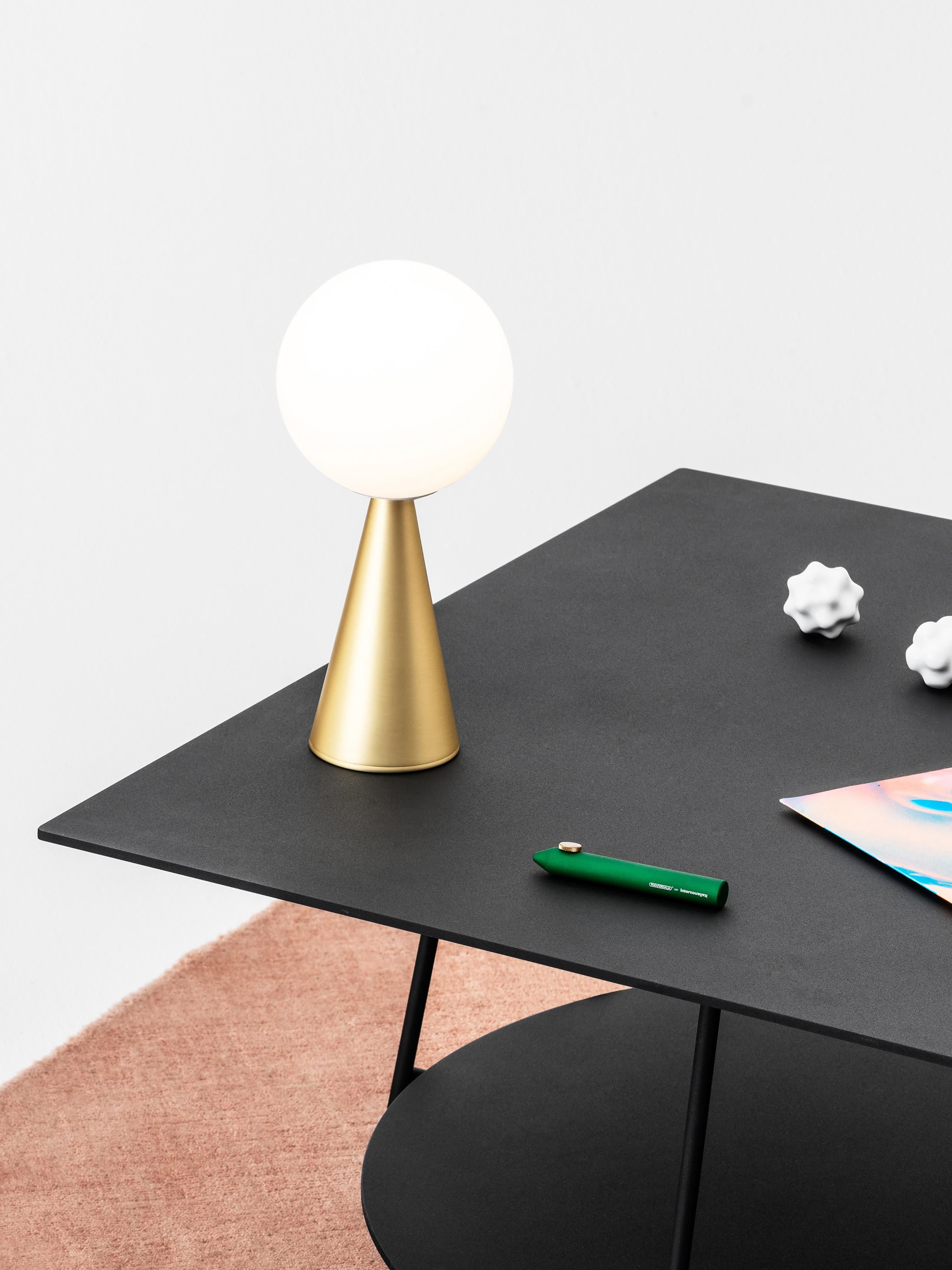 Kleine Tischlampe Bilia Mini, handgefertigt