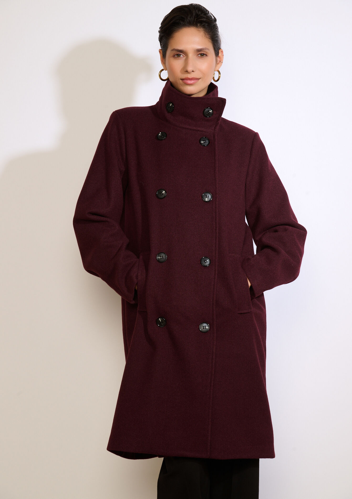 Lange mantel met hoge kraag