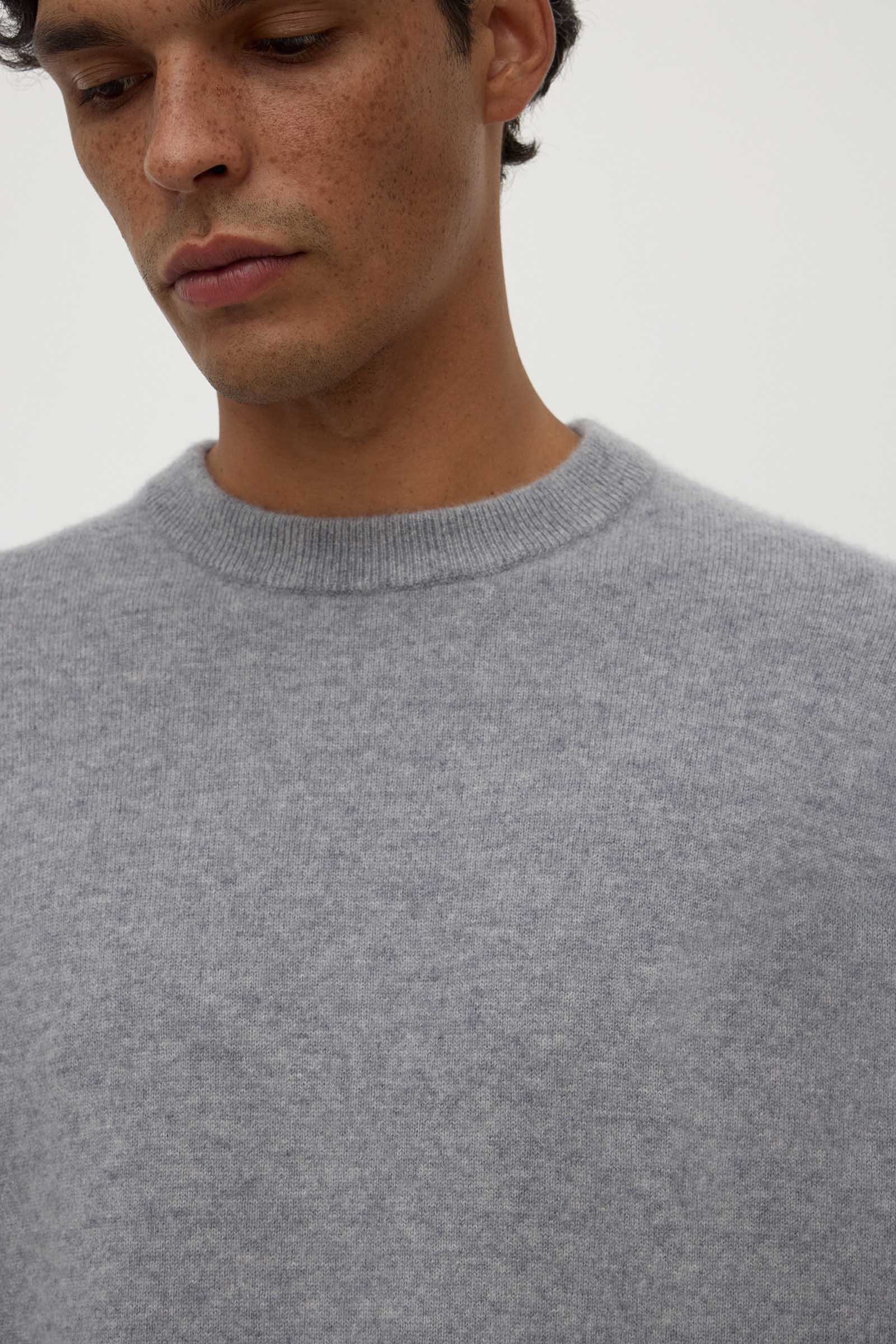 Cashmere Crew Neck Knit