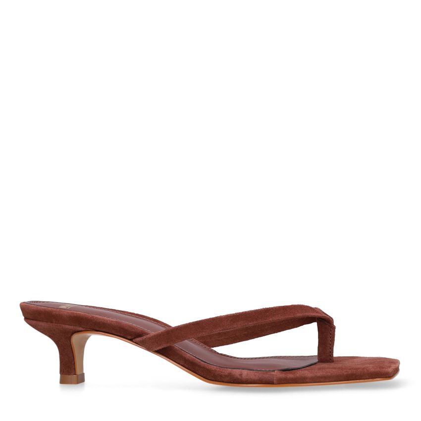 Manfield Bruine suède hak slippers