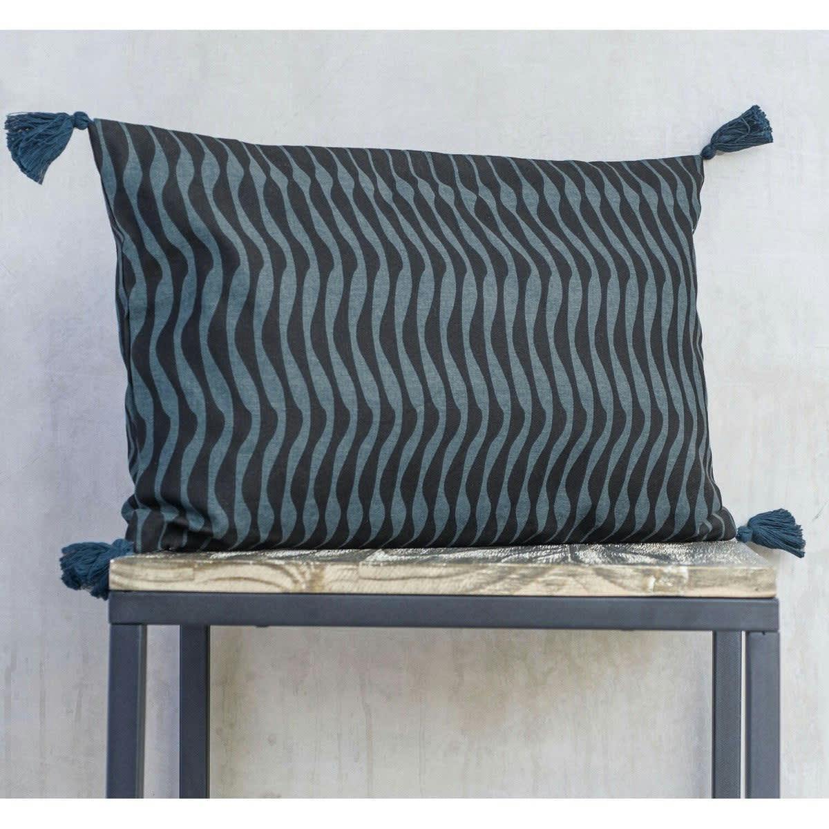 ZIGZAG - Housse de coussin coton  50x30 noir / bleu pétrole