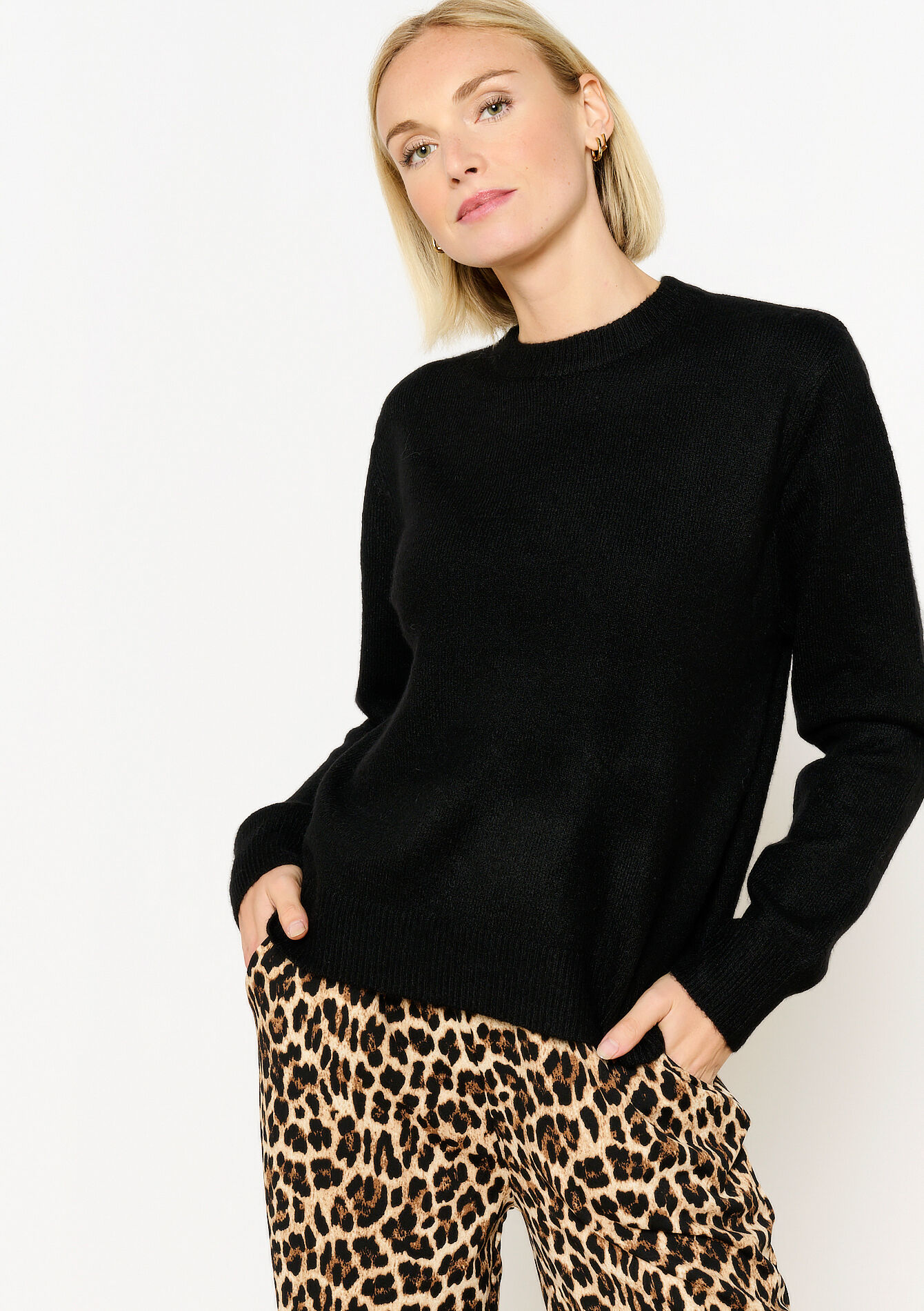 Basic trui met ronde hals