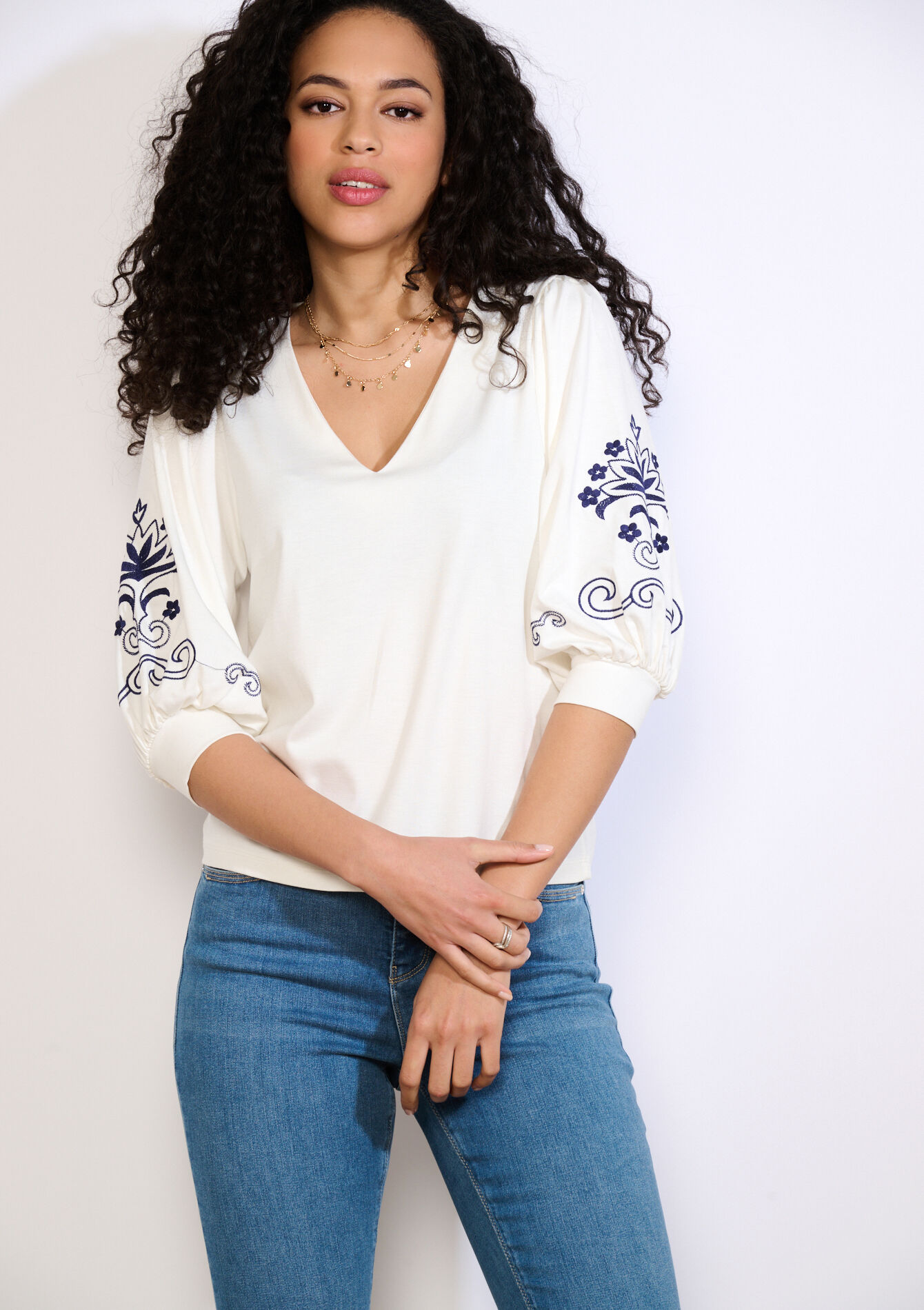 Geborduurd top met ballonmouwen