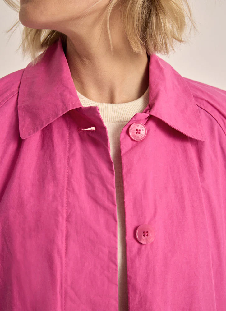 Women's Light Weight Town & Country Coat