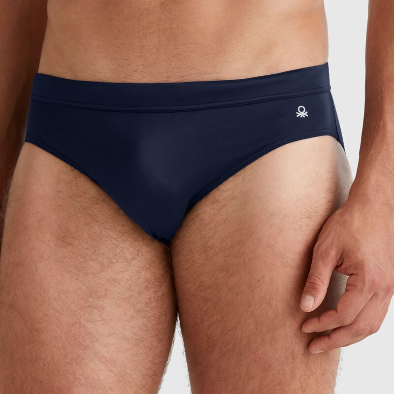 Swim bottoms with drawstring