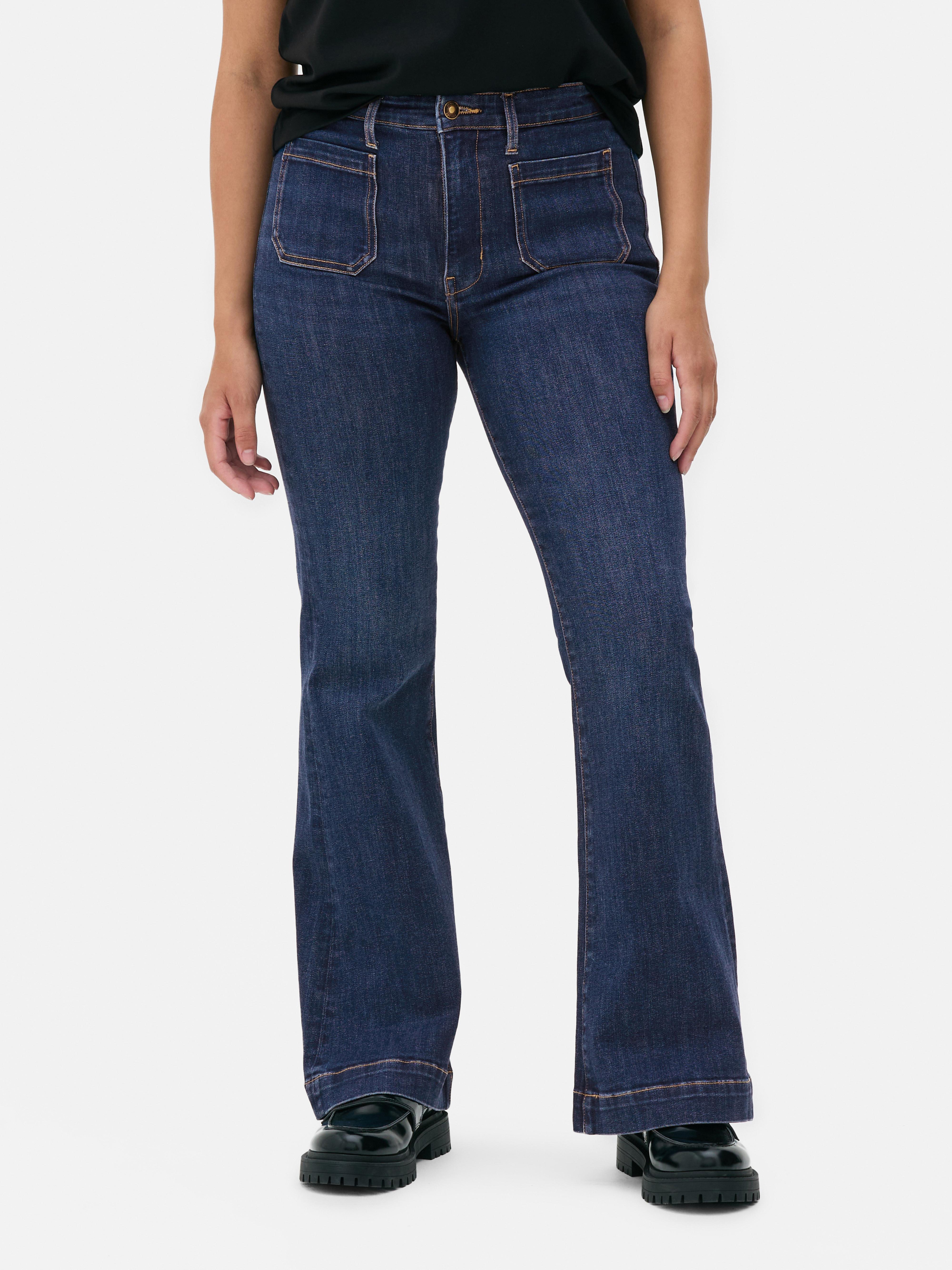 Patch Pocket Mid-Rise Flared Jeans