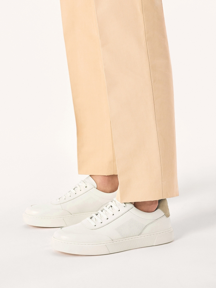 White leather sneakers with beige inset