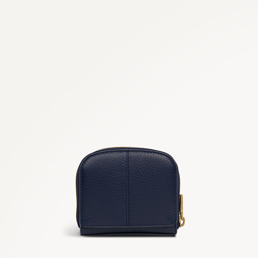 Dukes Place - Medium Zip Around Purse
