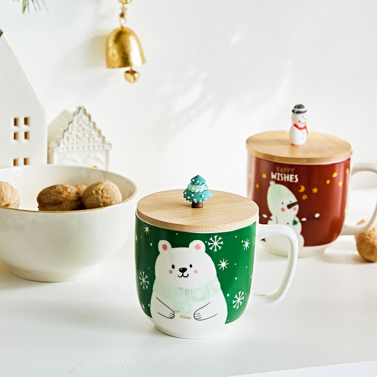 Kubek MOLDY zielony z misiem i ozdobną pokrywką 0,3 l