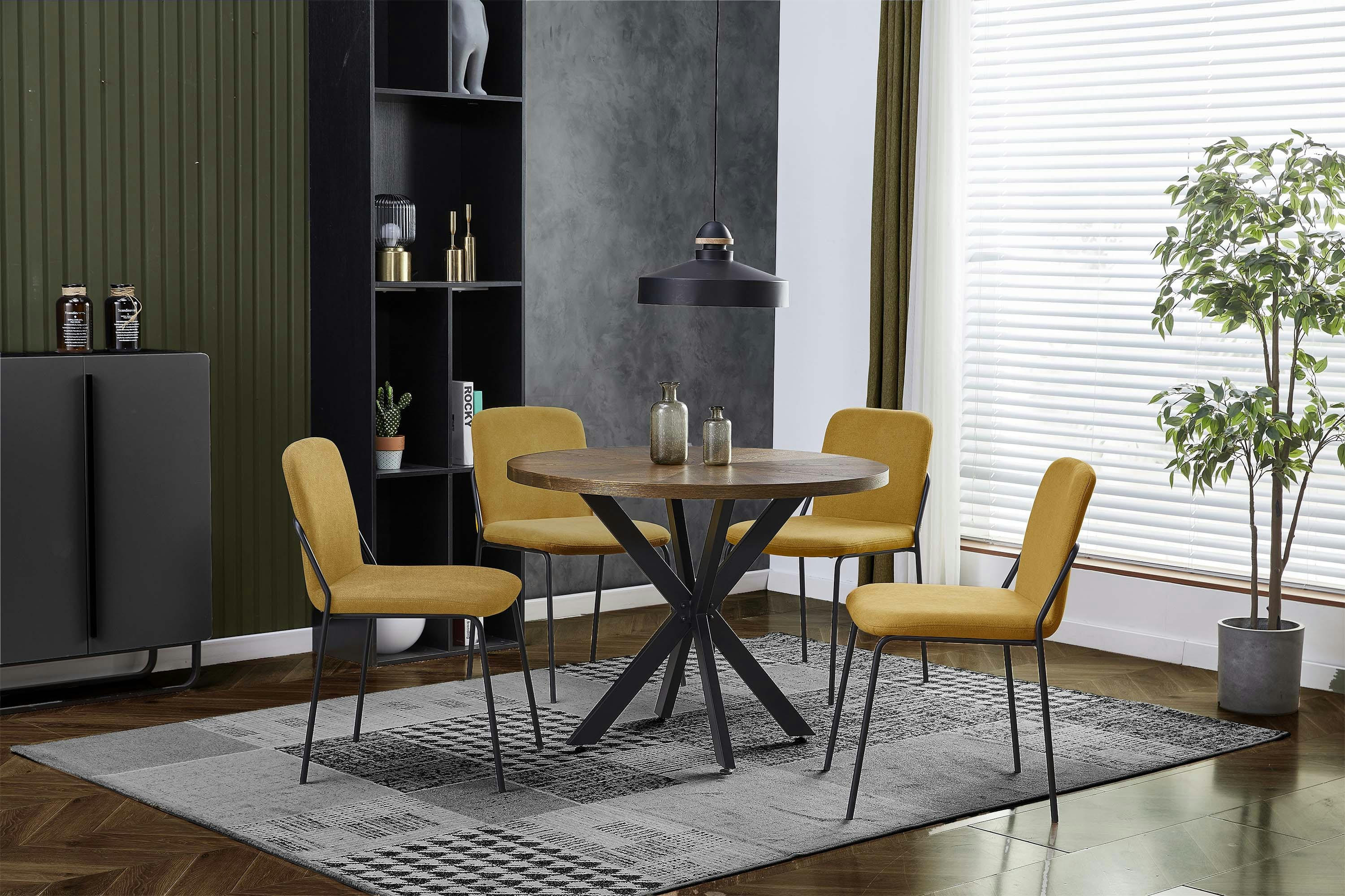 VICKIE - Chaise en tissu chevrons Moutarde et métal noir (x2)