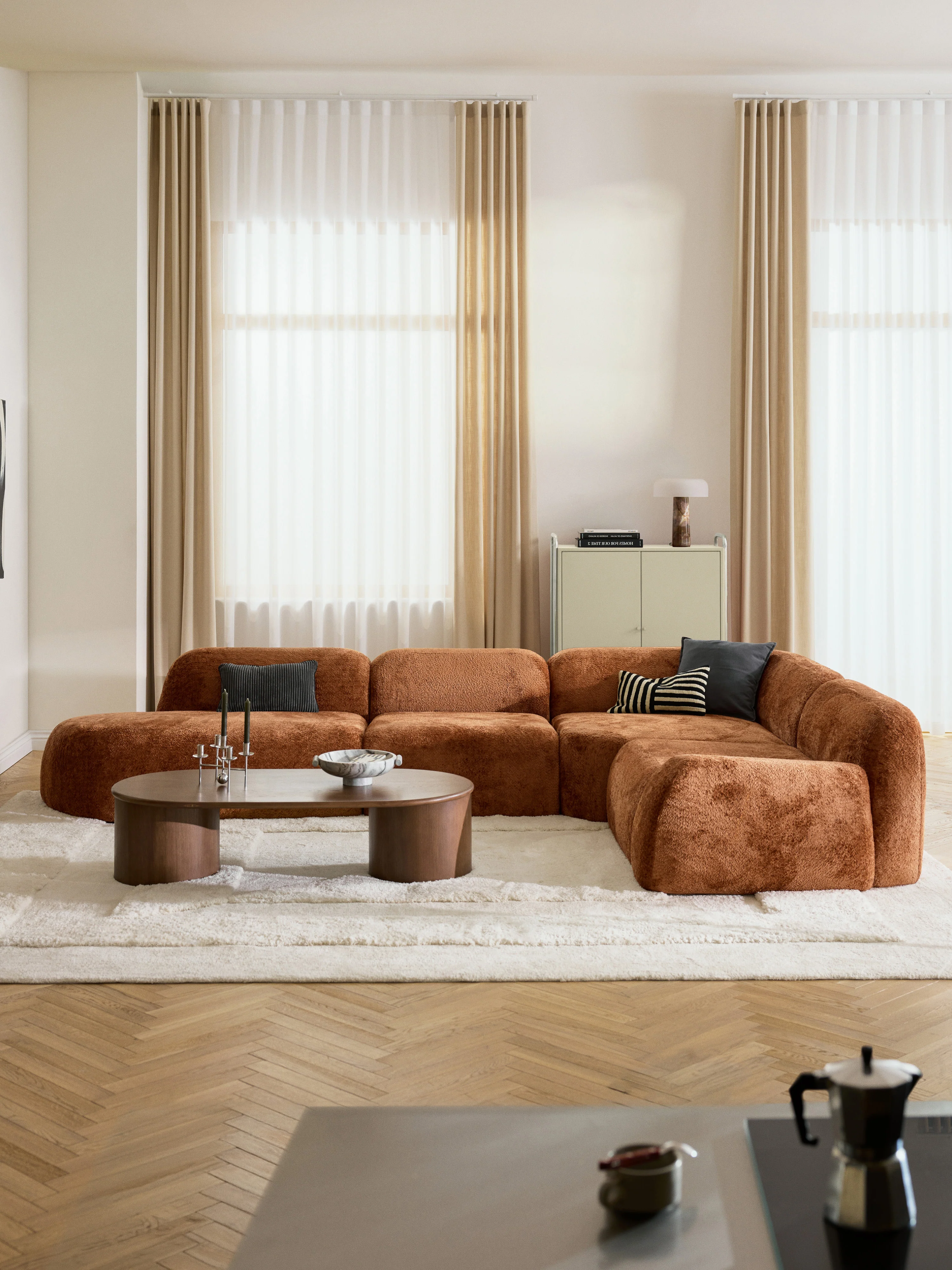 Modulares XL-Ecksofa Wolke (4-Sitzer) aus Teddy-Bouclé mit Chaiselongue
