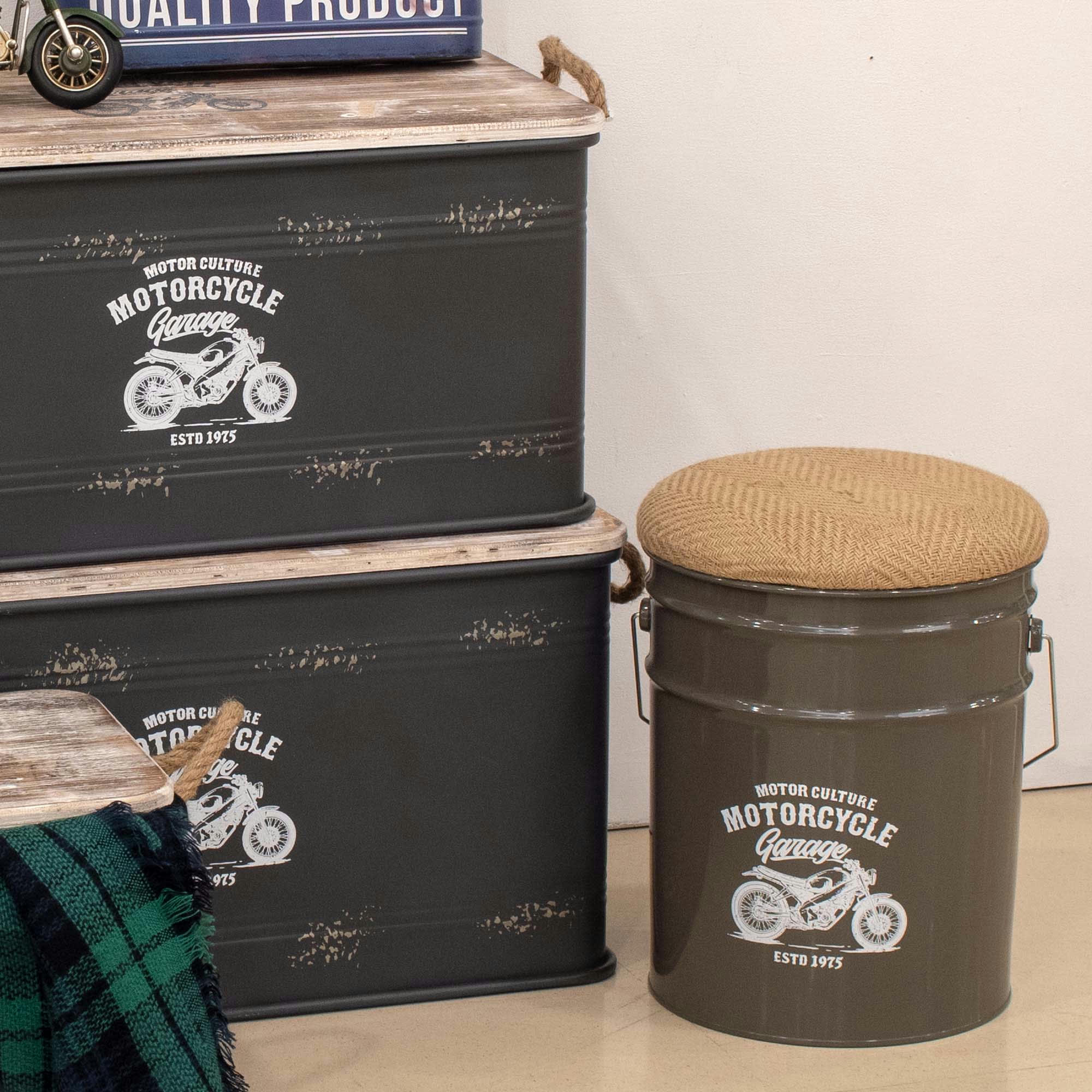 - Pouf coffre de rangement en métal