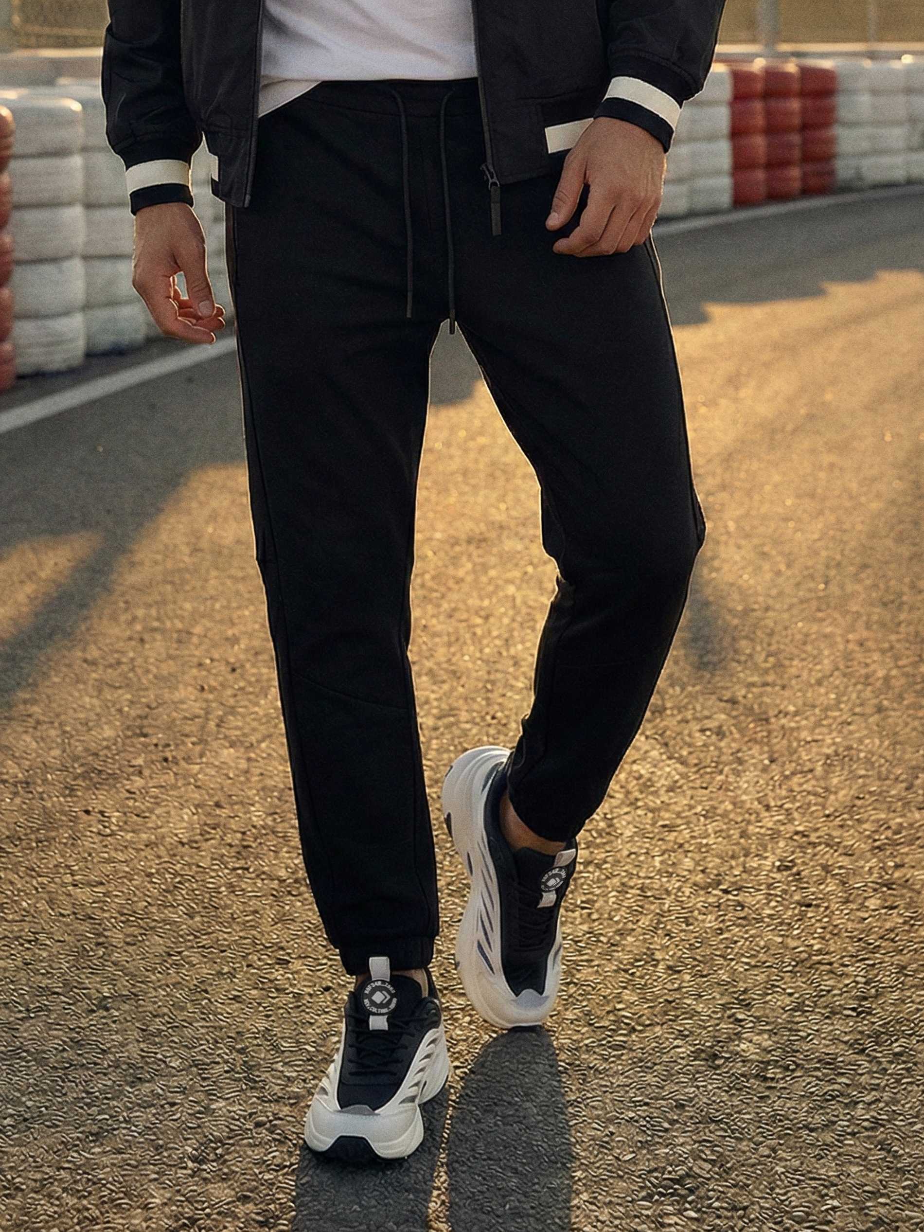 Spodnie dresowe jogger