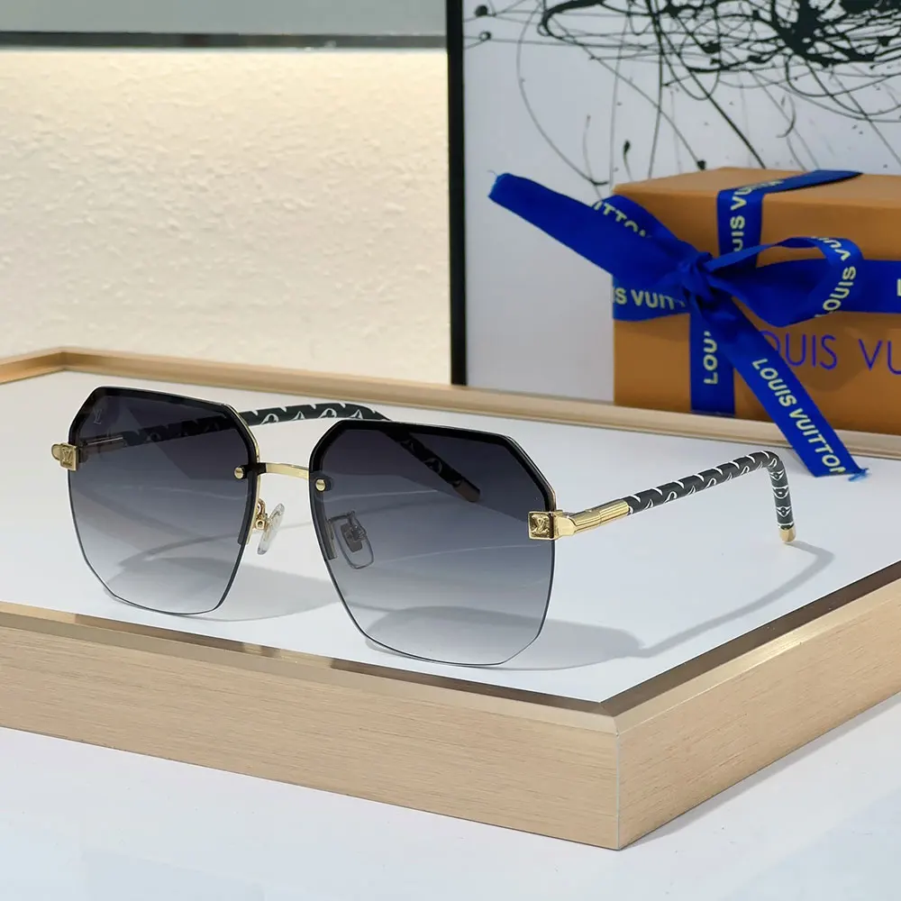 Louis Vuitton LV Clockwise Canvas sunglasses