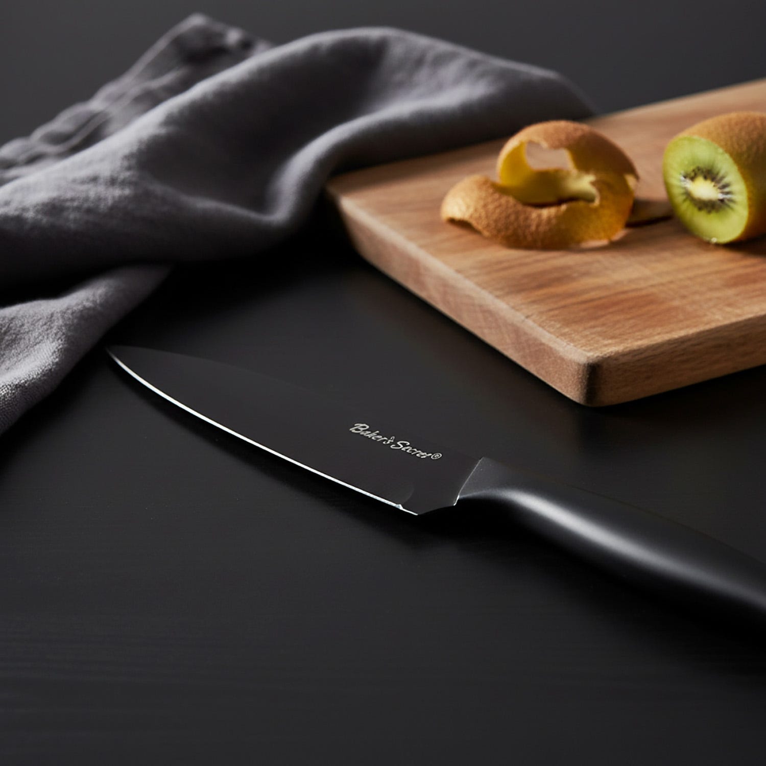Coltello spelucchino con coprilama 13 cm in acciaio inox Baker's Secret