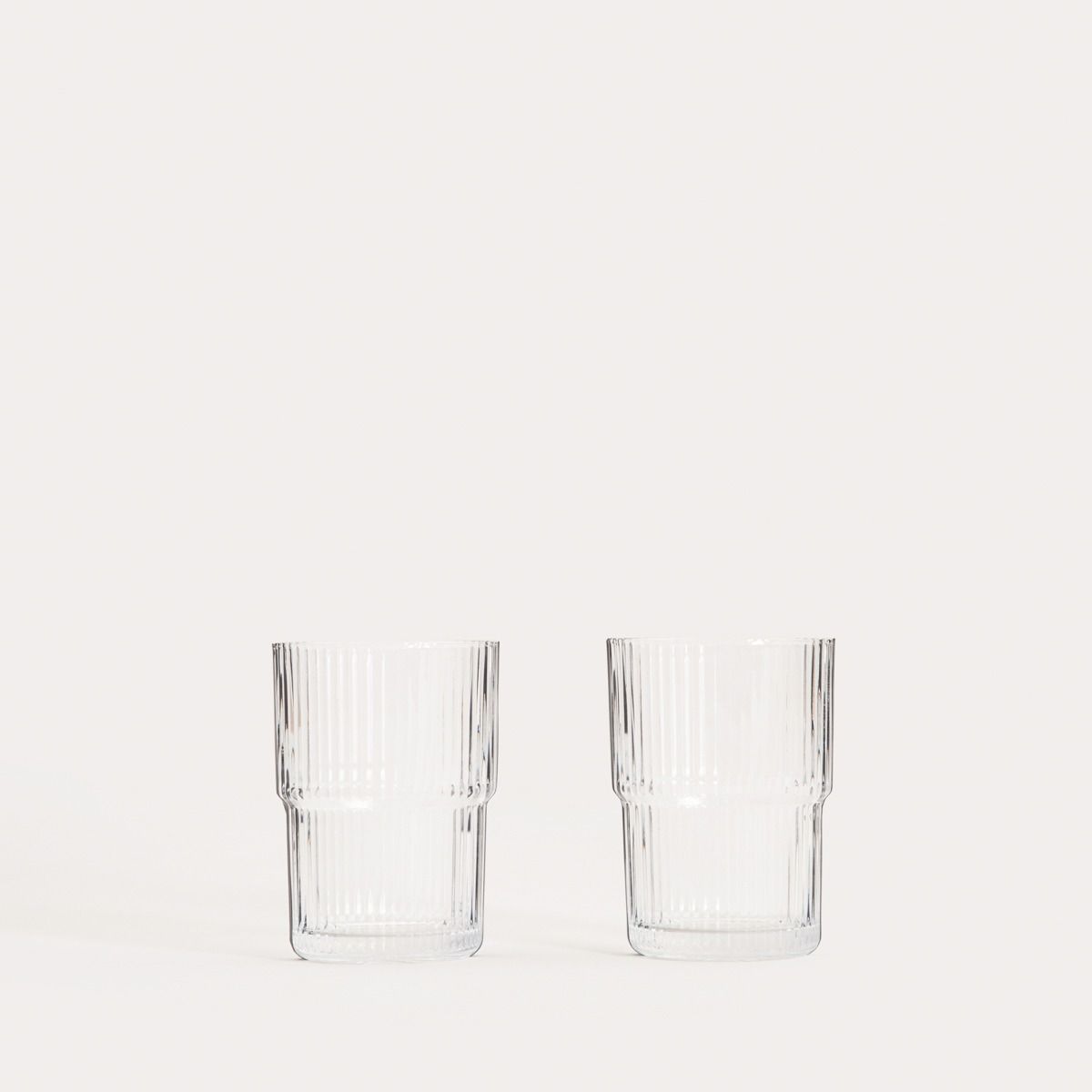 Zestaw szklanek LYNNASO ryflowanych piętrowanych, 2 szt. 0,43 l