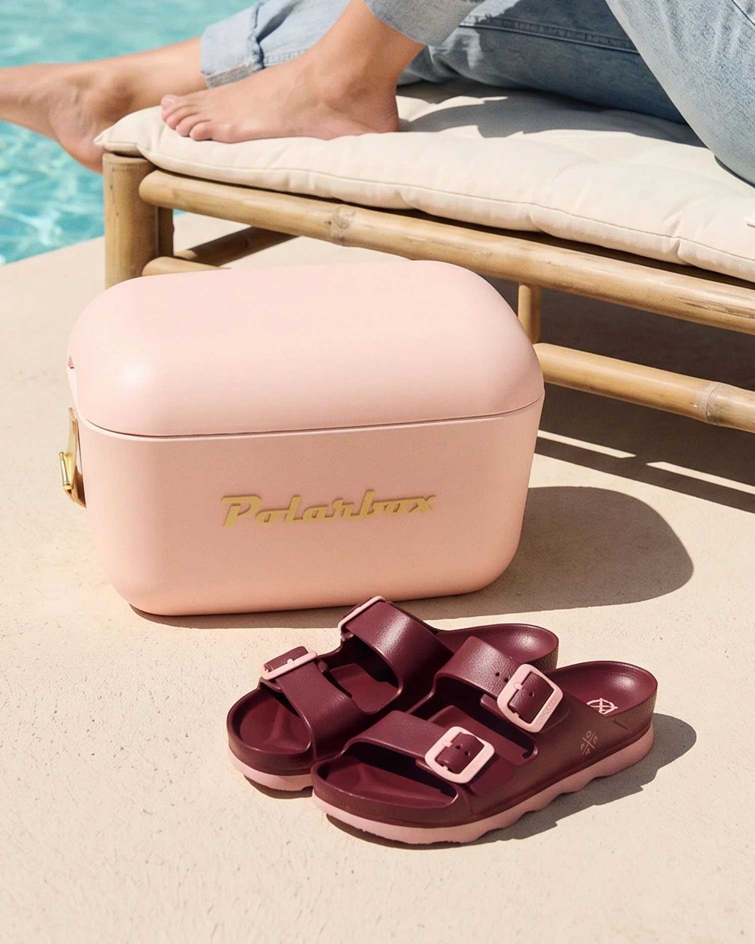 Nevera de playa Polarbox x POPA Coral Amarillo