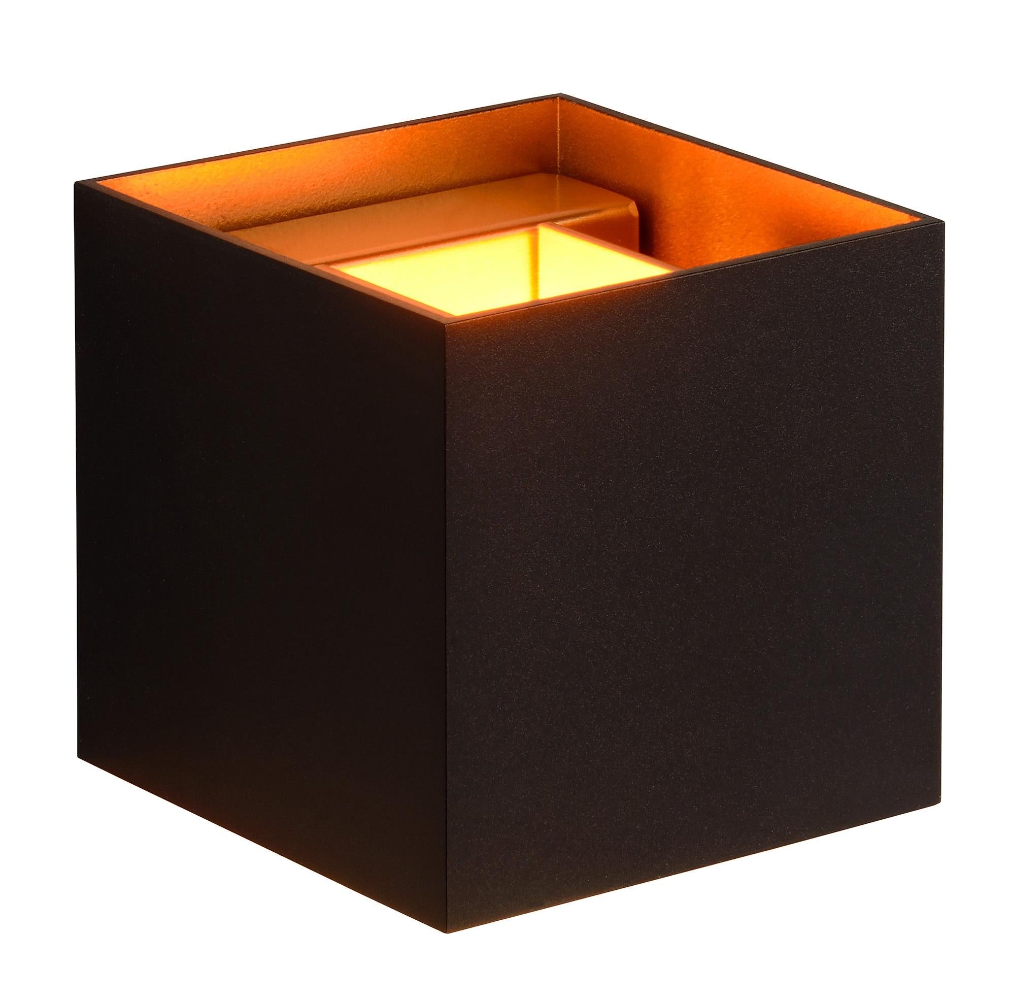 Xio wandlamp vierkant zwart