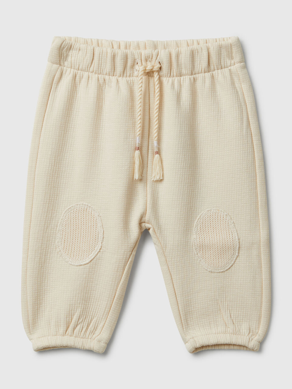 Trousers in cotton with patch