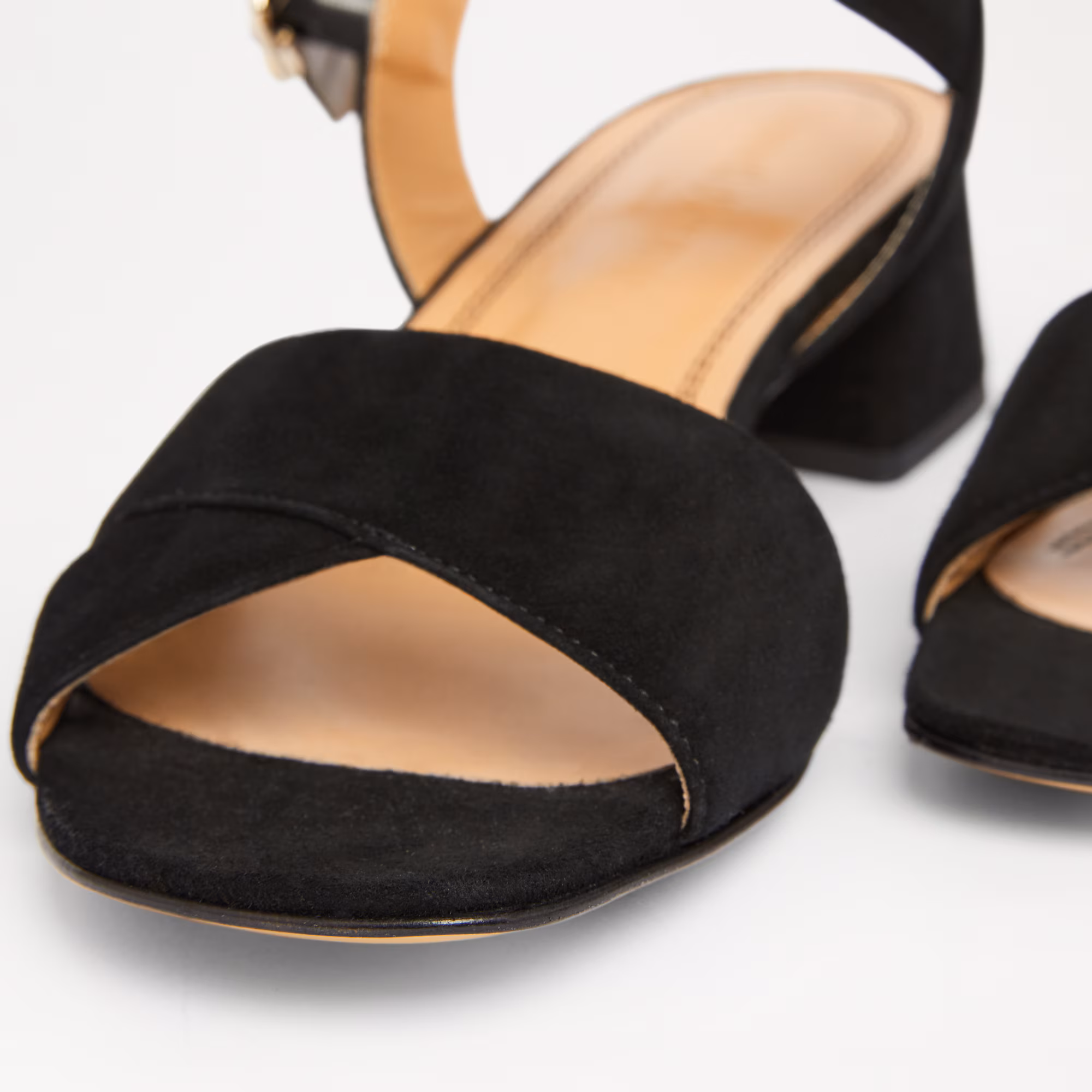 Skyline<br>Low Block City Sandal