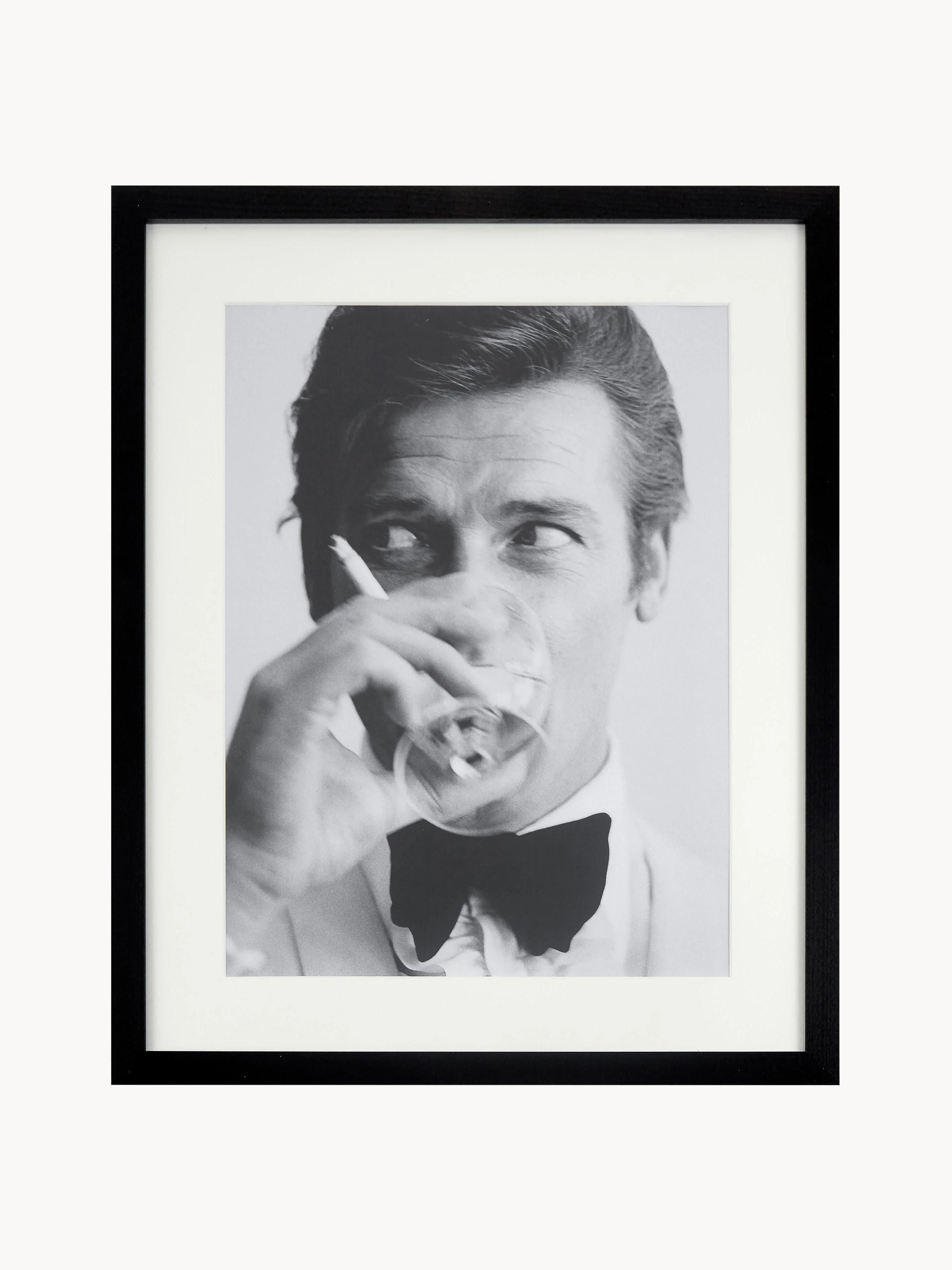 Gerahmter Digitaldruck James Bond Drinking