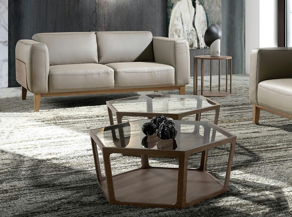 - Canapé 2 places en cuir et bois de noyer